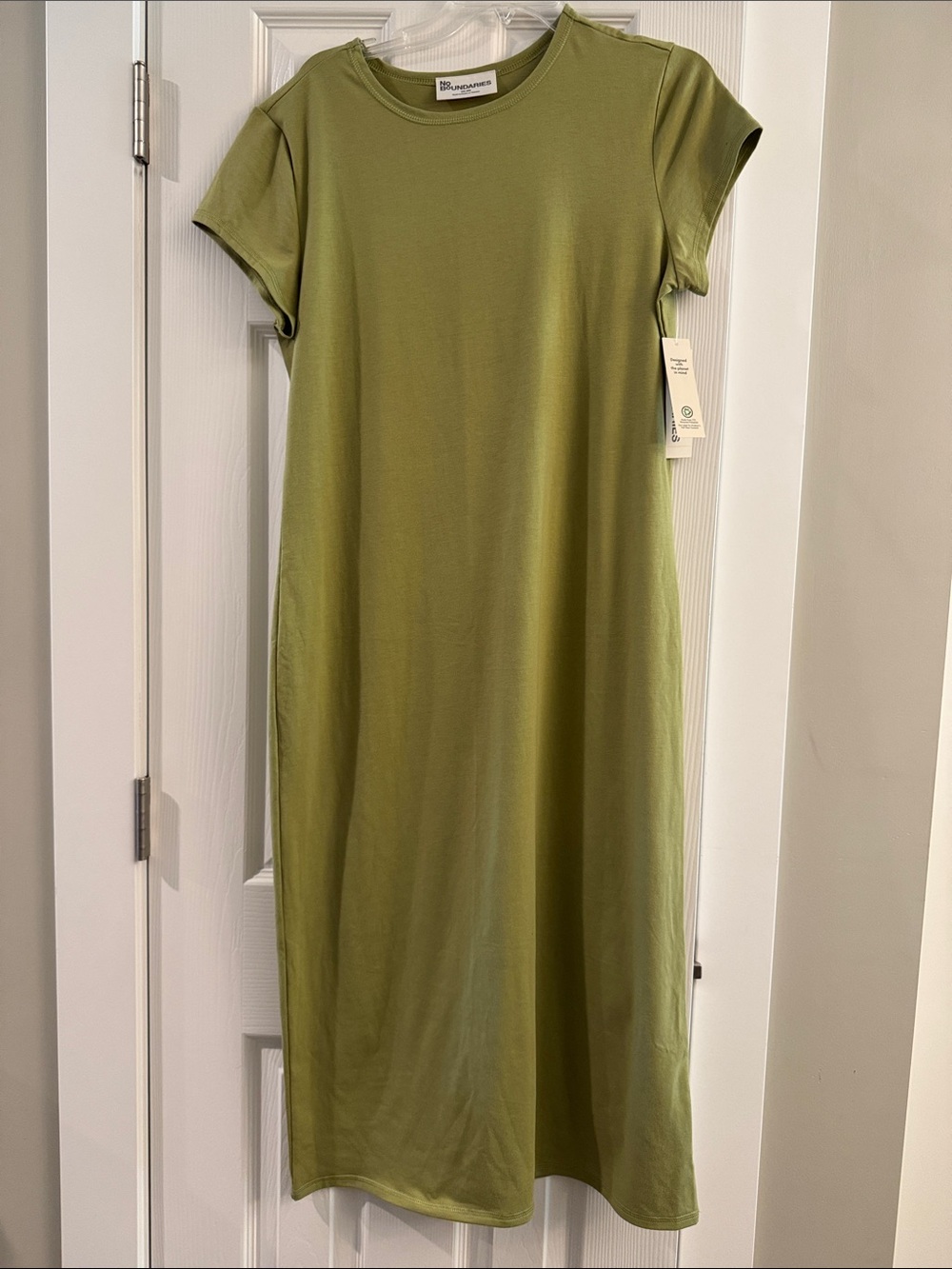 No Boundaries Olive Green Short Sleeve Midi Dress NWT